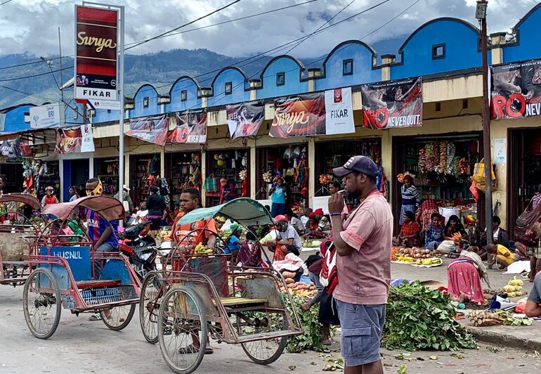Das Hochland von Westpapua ist betroffen von Raubbau und Diskriminierung der indigenen Bevölkerung, den Papuas.